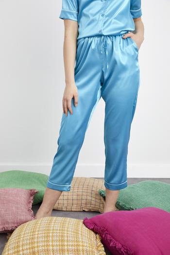 Biyeli Desenli Uzun Saten Pijama