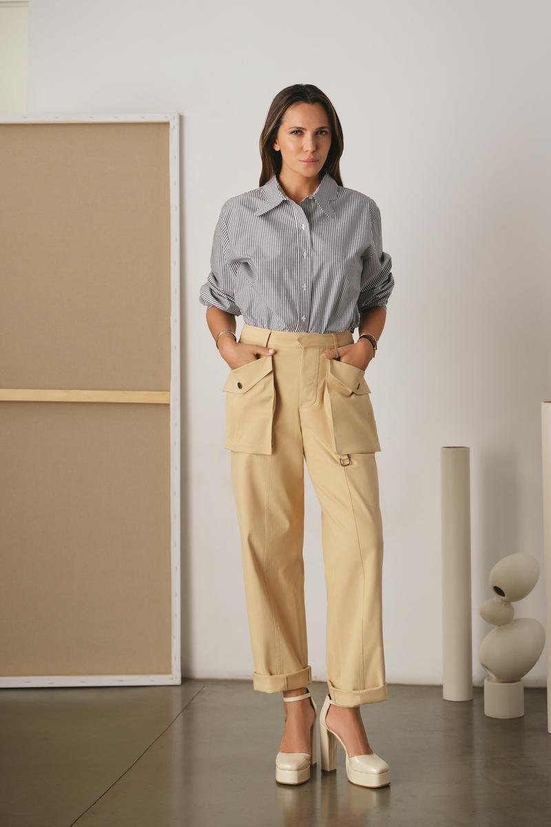 Moda Tutkusu Fermuar Detaylı Geniş Kesim Pantolon