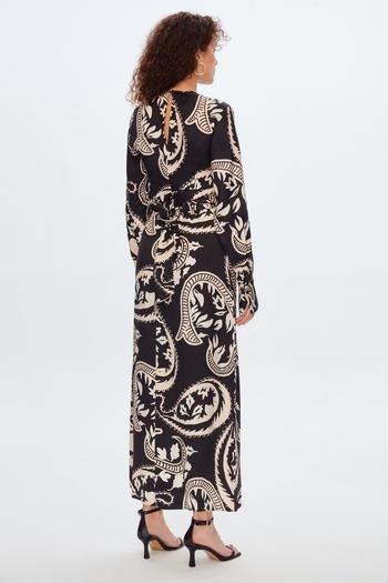 Moda Tutkusu Uzun Kollu Desenli Elbise