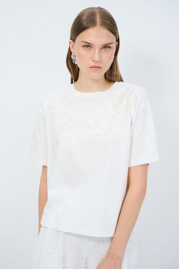 Pul Payet Nakışlı Tshirt