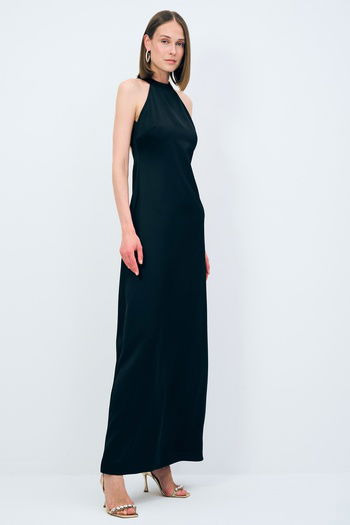 Night Zoom Halter Yaka Uzun Elbise
