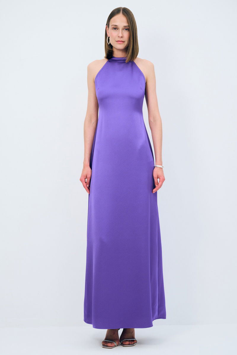 Night Zoom Halter Yaka Uzun Elbise